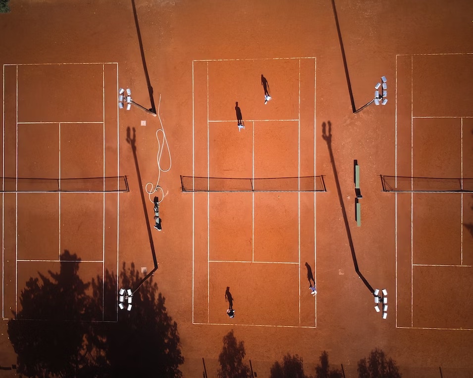 Organiza las reservas de tus pistas con SportMember Organiza las reservas de tus pistas con SportMember